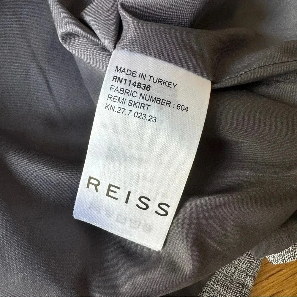 Reiss Size 8 Remi Gray Pencil Skirt Work Career Office Luxe Academia